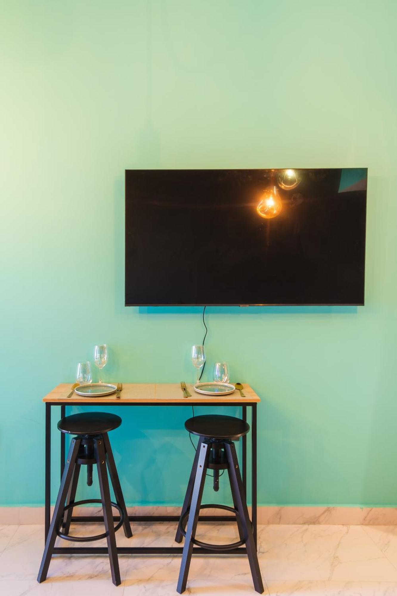 Apartamento Industrial Chic Retreat Al Qurayyah Exterior foto