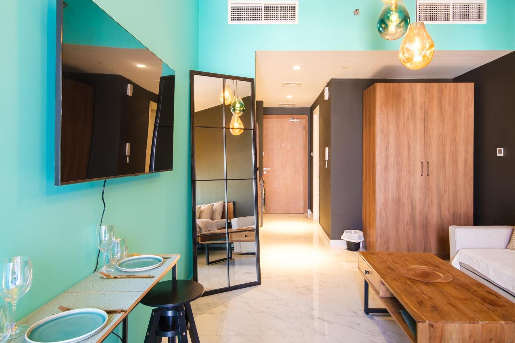 Apartamento Industrial Chic Retreat Al Qurayyah Exterior foto